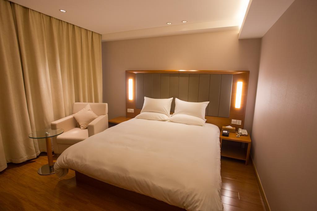 Ji Hotel Shanghai Railway Station West Tianmu Road Exterior photo