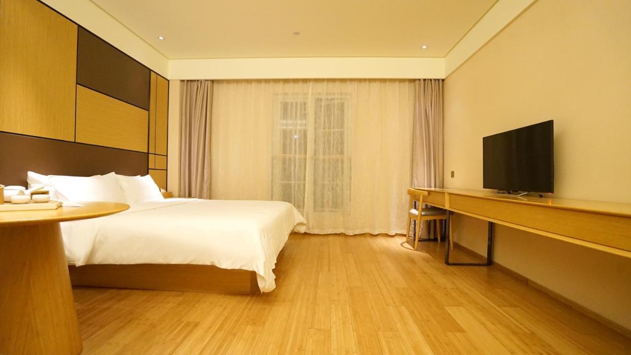 Ji Hotel Shanghai Railway Station West Tianmu Road Exterior photo